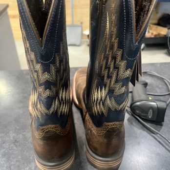 Boot Barn - 6/25/25 - Shoe Stores Near Me - Bakersfield, California