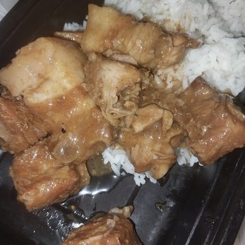 PhilHouse - Pork adobo was tangy, sweet, garlicky, flavorful. The meat to fat ratio was pure perfection. - Filipino Near Me - Granada Hills, California PhilHouse - Pork adobo was tangy, sweet, garlicky, flavorful. The meat to fat ratio was pure perfection. - Filipino Near Me - Granada Hills, California