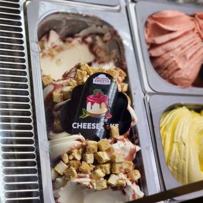 Selma's Sweets & Frozen Treats by null