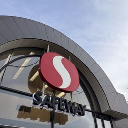 Exterior photo of Safeway - Juneau, Alaska Exterior photo of Safeway - Juneau, Alaska