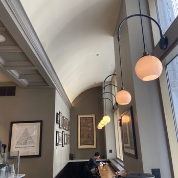 Peet's Coffee - inside - Coffee & Tea Near Me - Chicago, Illinois