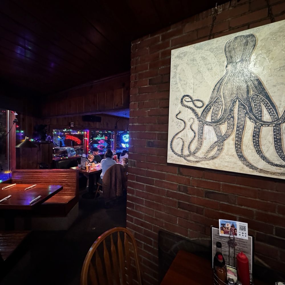 The Lockspot Cafe - American Near Me - Seattle, Washington The Lockspot Cafe - American Near Me - Seattle, Washington