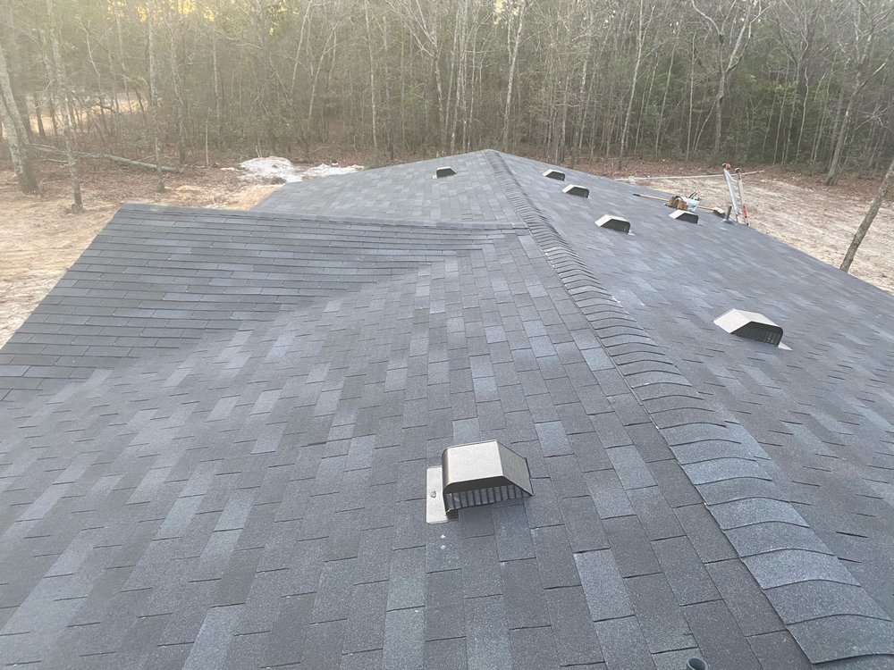 Slide of Noah Ready’s Roofing and Repair