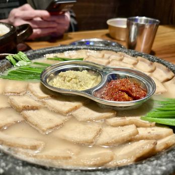 Jin Cook - Sooyook with garlic - Korean Near Me - Buena Park, California Jin Cook - Sooyook with garlic - Korean Near Me - Buena Park, California