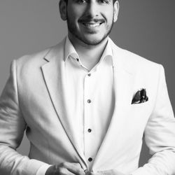 Joe Goodhue Los Angeles Realtor - Carolwood Estates 