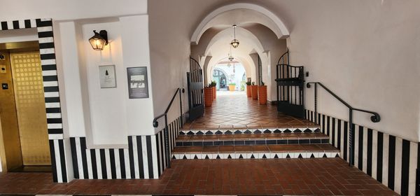 Hotel Californian by null