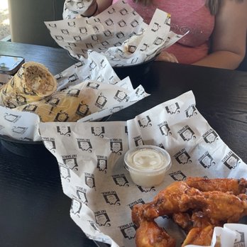 Fat Shack - Sm (6") Fat Wondergem Reg (9") Fat Shack 6 Wings-Buffalo Sauce All very good! - Desserts Near Me - Las Vegas, Nevada Fat Shack - Sm (6") Fat Wondergem Reg (9") Fat Shack 6 Wings-Buffalo Sauce All very good! - Desserts Near Me - Las Vegas, Nevada