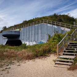Battery Harris East - Under that large cement overhand a 20 foot plus gun sat at one time.
