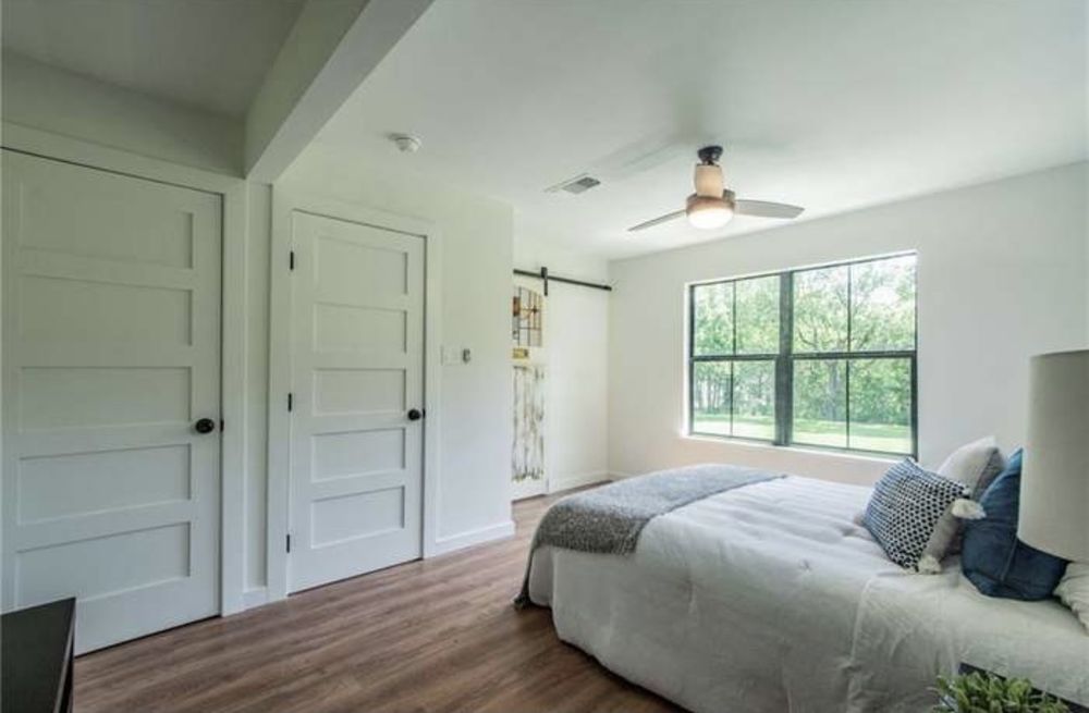 Slide of Forward Design & Build