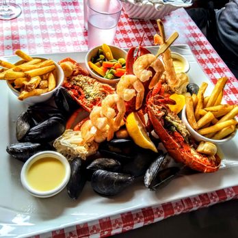 Chowder House - Seafood Near Me - Neil's Harbour, Nova Scotia Chowder House - Seafood Near Me - Neil's Harbour, Nova Scotia