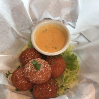 Skip's Kitchen - Burgers Near Me - Carmichael, California Skip's Kitchen - Burgers Near Me - Carmichael, California