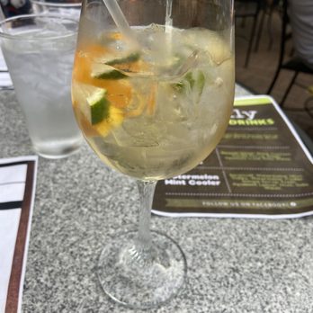 Bulls and Bears - Peach Moscato Sangria - Burgers Near Me - Hagerstown, Maryland