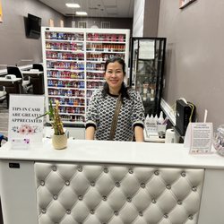 Jennie nails & spa - Nail salon with LyLy