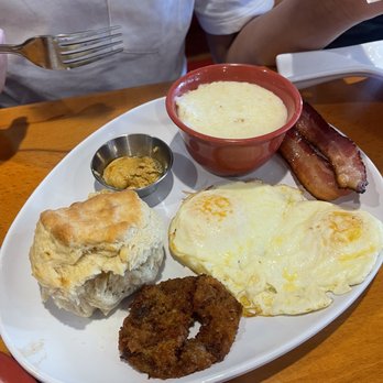Ruby Slipper Destin - Southern breakfast! - Breakfast & Brunch Near Me - Destin, Florida