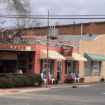 Main Street Cafe - Outside / Patio area - Coffee & Tea Near Me - Hurricane, Utah