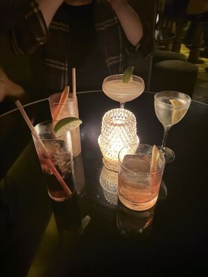 DAMN, I MISS PARIS by null