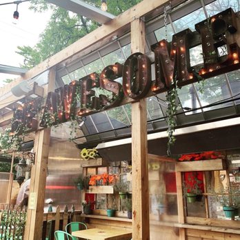 Homeslice - Back patio - Pizza Near Me - Chicago, Illinois