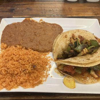 Campuzano Mexican Food - Entire dish of vegetable tacos - Mexican Near Me - Dallas, Texas