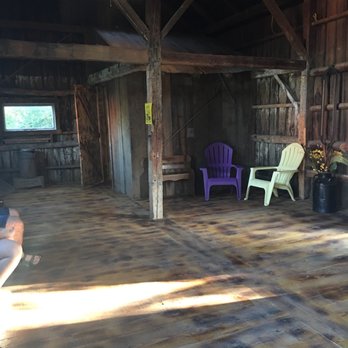 Sweet Scoops - Barn seating - Ice Cream & Frozen Yogurt Near Me - Essex Junction, Vermont Sweet Scoops - Barn seating - Ice Cream & Frozen Yogurt Near Me - Essex Junction, Vermont