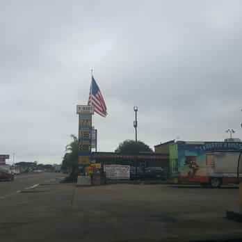 S-Mart Foods - $1.77 per gallon cash - Convenience Stores Near Me - Houston, Texas S-Mart Foods - $1.77 per gallon cash - Convenience Stores Near Me - Houston, Texas