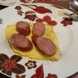 Rainbow Bed and Breakfast - Eggs and keibasa