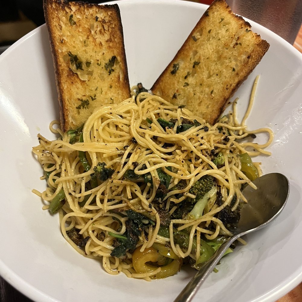 Dunn's - California pasta - Poutineries Near Me - Montreal, Quebec