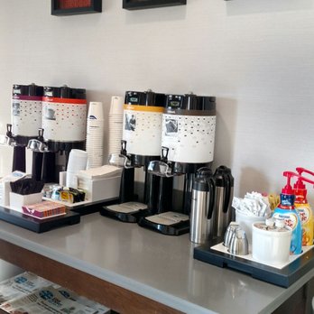 Hampton Inn & Suites Des Moines Downtown - Coffee station near check-in. Available all day and lots of great coffee and tea choices. Just those great extra touches! - Hotels Near Me - Des Moines, Iowa Hampton Inn & Suites Des Moines Downtown - Coffee station near check-in. Available all day and lots of great coffee and tea choices. Just those great extra touches! - Hotels Near Me - Des Moines, Iowa