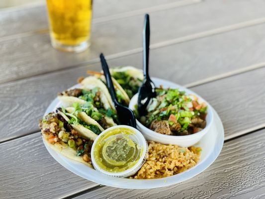 Sanchos Cantina & Cocina by null