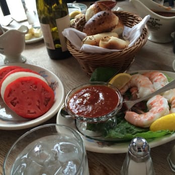 Peter Luger - Steakhouses Near Me - Brooklyn, New York