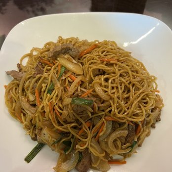 Oishii Japanese Ramen - Stir fried beef ramen - Japanese Near Me - Savage, Minnesota