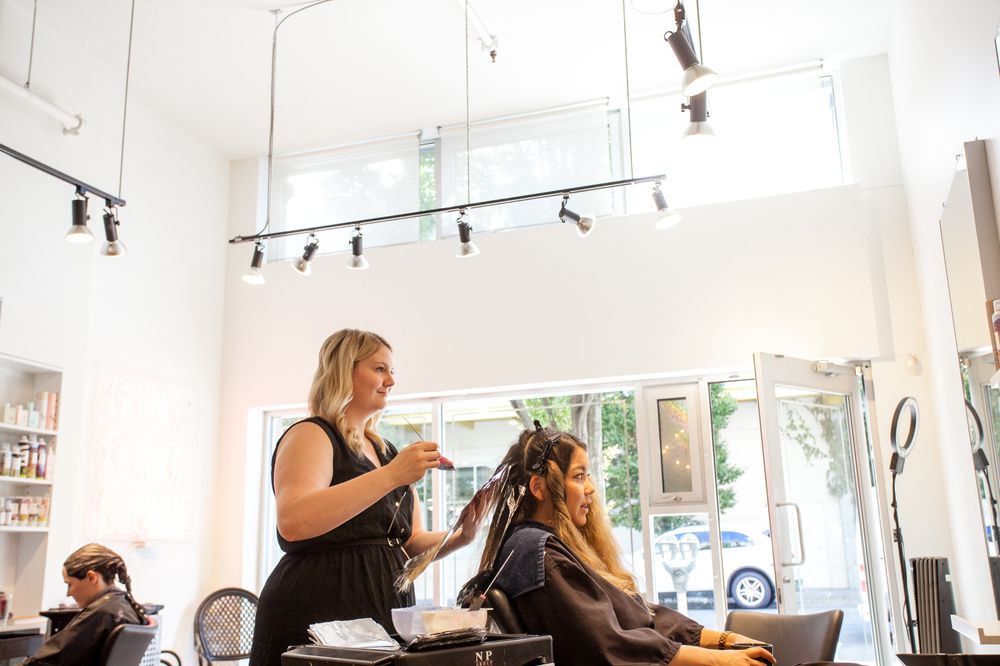 Artel Salon Cambie Logo