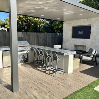Supreme Pools & Spas - New patio with fireplace, TV, fridge, BBQ in Huntington Beach - Pool & Hot Tub Service Near Me Supreme Pools & Spas - New patio with fireplace, TV, fridge, BBQ in Huntington Beach - Pool & Hot Tub Service Near Me