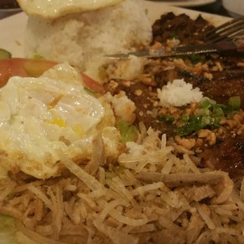 Pho Avina - The meat tasted like I was chowing gum and the meat they used was not fresh at all!! - Vietnamese Near Me - Glendale, Arizona