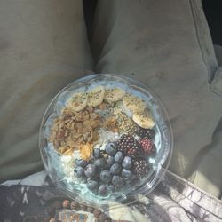 Capital City Nutrition - Blue magic smoothie bowl