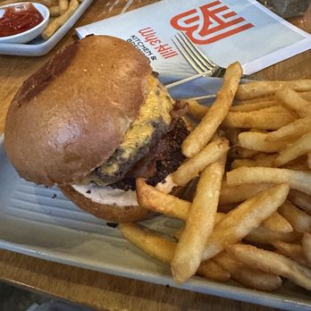 Wye Hill Kitchen & Brewing - Wye Hill Burger - Breweries Near Me - Raleigh, North Carolina