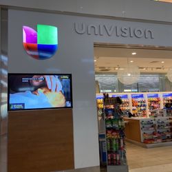 Univision Store