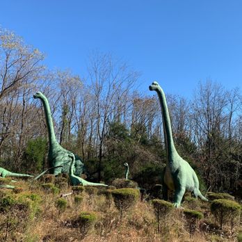 Dinosaur World - Museums Near Me - Cave City, Kentucky
