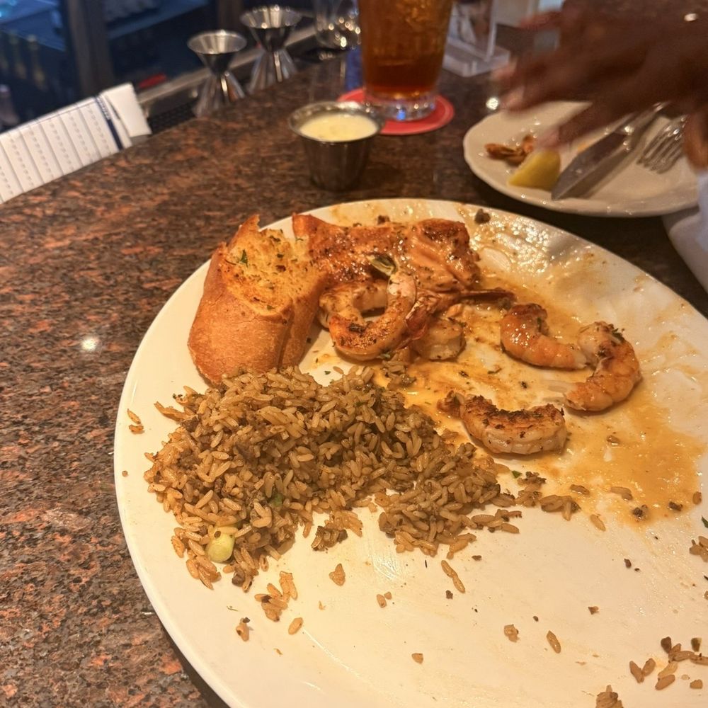 Pappadeaux Seafood Kitchen - Seafood Near Me - Austin, Texas