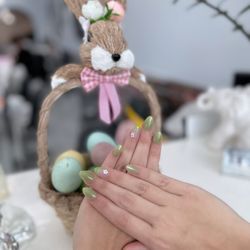 LT Nails & Spa
