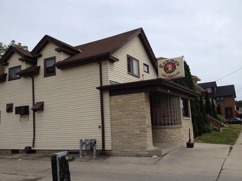 TOMMYS BAR 2335 N 15th St, Sheboygan, Wisconsin Bars Restaurant