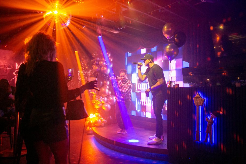 The Lamplighter — Hillcrest