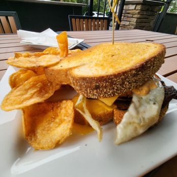 The Crooked Spoon Gastropub - Gastropubs Near Me - Clermont, Florida