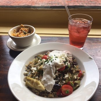 la Madeleine - Provençal Chicken & Rice Bowl with Tomato Basil Pesto Pasta Salade. Delicious. - Breakfast & Brunch Near Me - Alexandria, Virginia la Madeleine - Provençal Chicken & Rice Bowl with Tomato Basil Pesto Pasta Salade. Delicious. - Breakfast & Brunch Near Me - Alexandria, Virginia