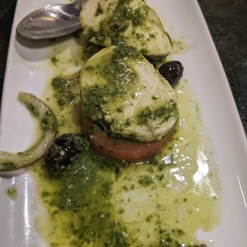 Lucrezia Cafe & Catering - Insalata Caprese Salad - Italian Near Me - Chesterton, Indiana