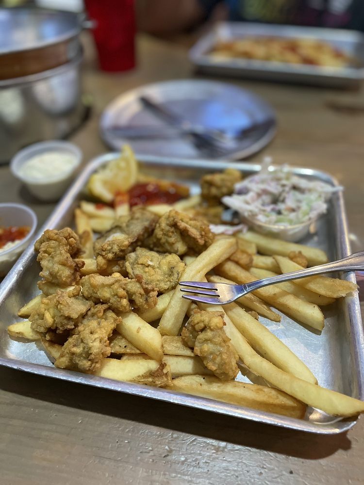Shuckin' Shack Oyster Bar