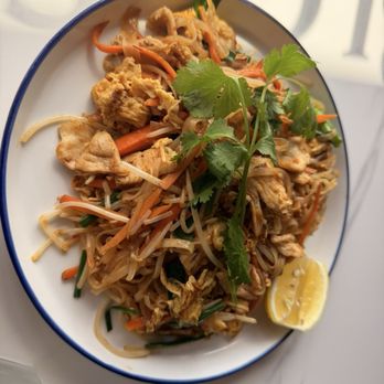 Pho Sky Blossom - Pad Thai - Vietnamese Near Me - Belle Isle, Florida Pho Sky Blossom - Pad Thai - Vietnamese Near Me - Belle Isle, Florida