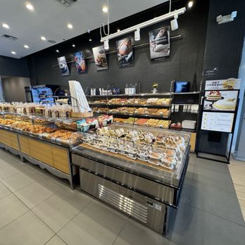 Paris Baguette - Coffee & Tea Near Me - Milpitas, California Paris Baguette - Coffee & Tea Near Me - Milpitas, California
