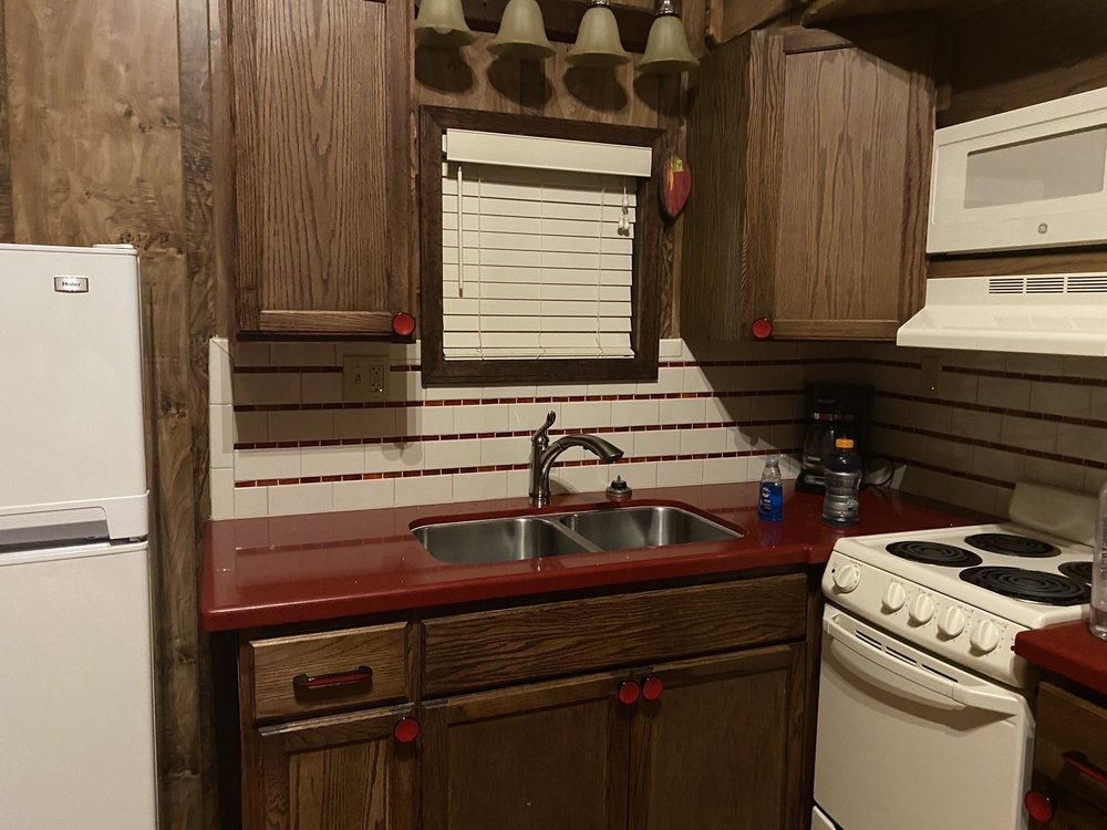 THE BYRD’S NEST RV PARK & CABINS Updated August 2024 91 Photos 21 Texas Hwy E, Hemphill