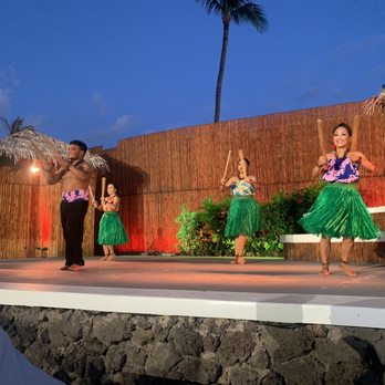 Maui Tickets for Less - Hawaiian luau - Boat Tours Near Me - Lahaina, Hawaii
