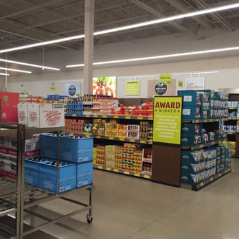ALDI - the inside of a grocery store - Grocery Near Me - Derry, New Hampshire